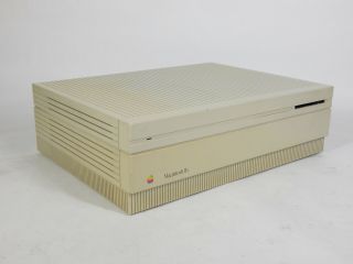 Vintage Apple Macintosh Mac Iix Computer M5840