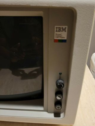 Vintage IBM 5153 Color Display Monitor CRT Powers ON 2