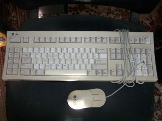 Sun Microsystems Serial Keyboard Model Type 5c And Serial Mouse Model Crossbow