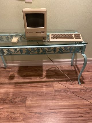 Vintage Apple Macintosh Plus 1mb - With Keyboard And Mouse.