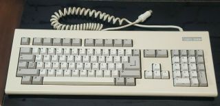 Commodore Amiga 2000 Keyboard,  Kkq - E94yc,  312716 - 02,  Read