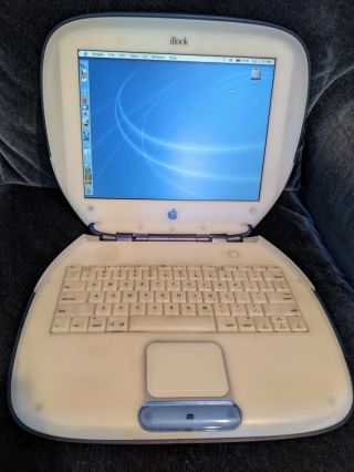 Apple Ibook Clamshell G3 Indigo,  Mac Os 9,  366mhz,  128mb Ram,  10gb Hdd.