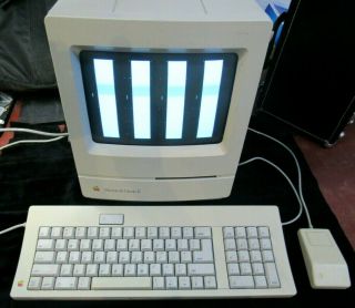 Vintage Apple Macintosh Classic Ii Desktop Computer For Repair Or Parts M4150 - W