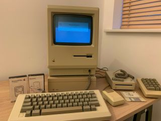 Apple Macintosh M0001 128k/plus 4mb - 240v - Fully Recapped -