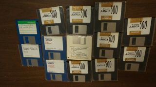 Commodore Amiga A - 500,  PS,  Mouse,  Video Adapter,  external floppy drive,  software 4