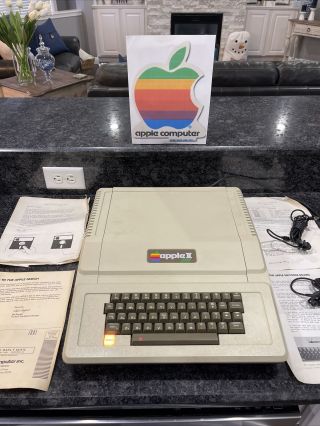 Vintage Apple Ii Plus Computer 2 - Powers Up.  Paperwork