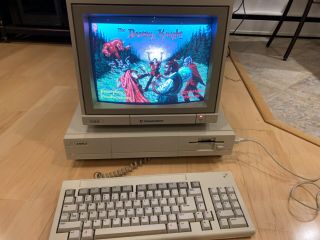 Amiga 1000 Computer NTSC and 100 2