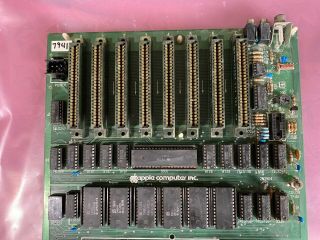 Apple II Plus Motherboard 820 - 0001 - 04,  Rev 4 3