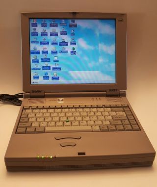 Vintage and Rare Toshiba Satellite 305CDS Windows 95 3