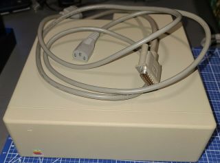 Apple Macintosh Vintage External Hard Disk Hdd 20 Megabytes Mb M0135 Mac