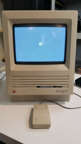 Apple Macintosh Se Model M5011 Fdhd,  Mouse - Computer,  Needs Drives