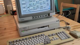 Commodore Amiga 3000 With Keyboard And Tank Mouse No Battery
