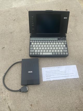 Zeos Notebook Laptop Computer With An External 3.  5 " Floppy Disc Drive