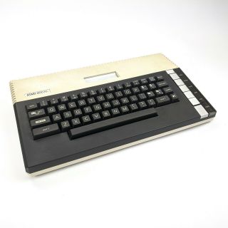 Atari 800xl Home Computer And Styrofoam Packing