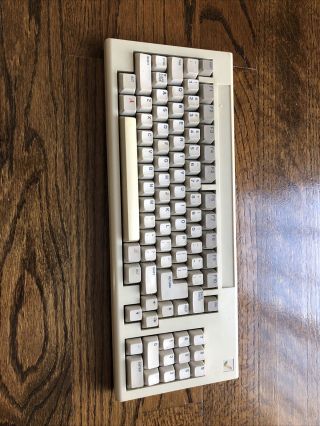 Commodore Amiga 1000 Keyboard With Cable,