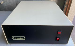 Compupro Cp/m System S - 100 8 - Bit Professional Computer W/3 Boards