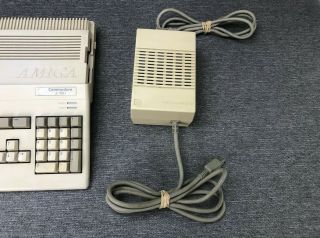 Commodore Amiga 500 A500 Computer with Power Supply 4