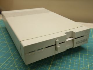 Commodore 1571 Floppy Disk Drive In Very Good