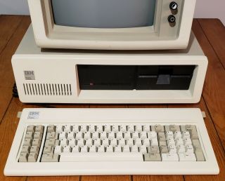 IBM PC/XT 5160,  5151 Monitor,  Model F Keyboard 2
