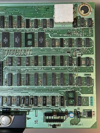 Commodore PET CBM 4032 motherboard (processor and 3 other chips not) 2