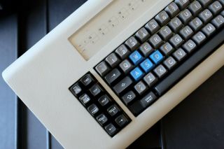 Ibm 5251 Beamspring Keyboard With Blue Keycaps