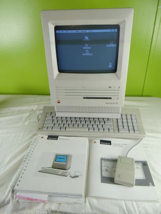 1986 Apple Macintosh Se M5011 1mbyte Ram 800k Drive 20sc Hd Stand Mouse Keyboard