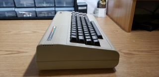 Commodore 64 computer in - with box 4