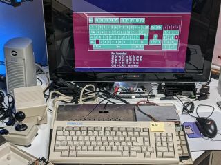 Commodore Amiga 1000 keyboard 3