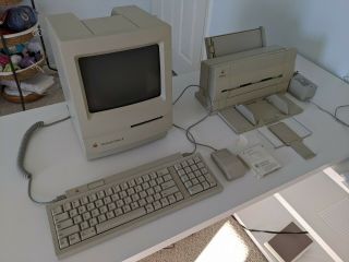 Apple Macintosh Classic Ii (m4150),  With Keyboard,  Mouse,  And Stylewriter