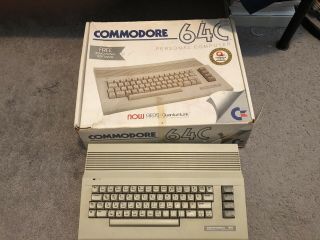 Commodore 64c Computer With Box