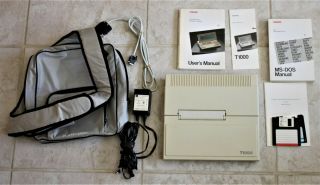 VINTAGE FIRST TOSHIBA PORTABLE LAPTOP COMPUTER PA7027U WITH ACCESSORIES 2