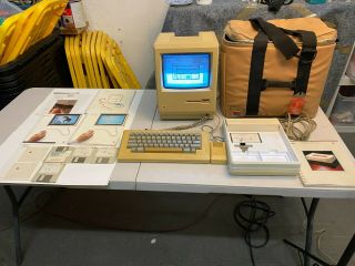 Apple Macintosh Computer 128k M0001