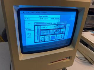 Apple Macintosh Computer 128k M0001 2