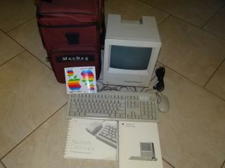 Macintosh Apple Se Fdhd With Bag,  Keyboard And Mouse.
