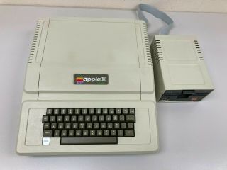 Vintage Apple II,  Computer A2S1048 w/ Apple Disk Drive,  Ram Card 2