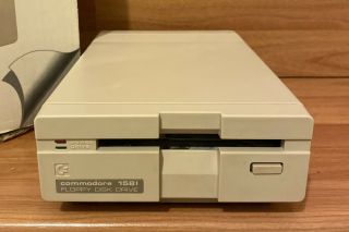 Commodore 1581 3 1/2 Floppy Disk Drive 2