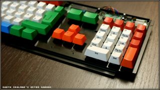 Amiga 500 Keyboard/Tastatur (MULTICOLOR) from DS Retro Garage 3