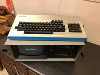 Vintage Kaypro 2 Portable Computer - Bright Screen