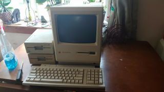 Macintosh se And Plus 3