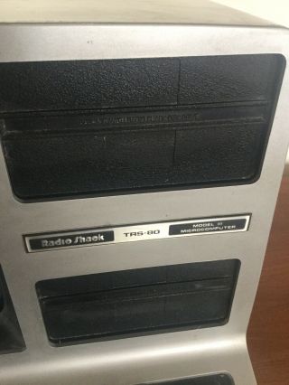 Radio Shack TRS - 80 III 16K Ram Vintage Computer.  - Turns On -. 6