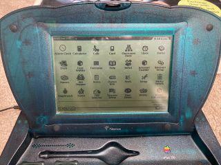 Apple Newton eMate 300 in with Documentation. 3