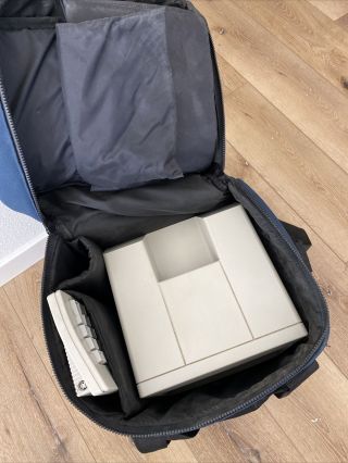 ✅Vintage Macintosh SE w/Keyboard/AppleComputer Mouse/ Mac luggage M5011 6