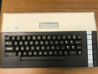Atari 800XL Bundle with 1050 Floppy Disk Drive - - Very 4