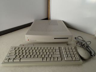 Apple Macintosh Lc Iii (m1254) 25mhz 4mb Ram W/ Keyboard And Mouse No Os Or Hd