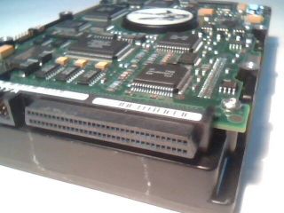Hard Drive SCSI Disk Seagate Barracuda ST32550W DEC RZ28D - W 9B0003 - 124 3