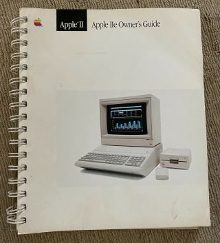 Apple IIe Computer Mouse (2) 5.  25 