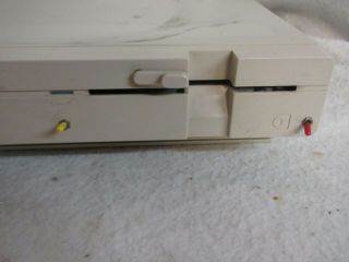 Commodore C128D Personal Computer Powers On/For Parts | 3