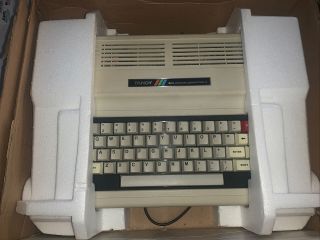 tandy radio shack coco2 color computer 2 TRS - 80 in open box 64k basic 2