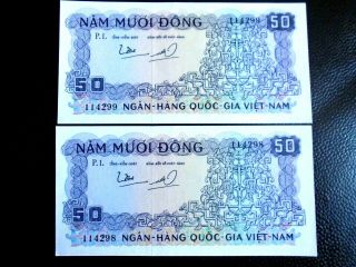 Vietnam 1966 50 Dong P - 17a Unc.  [ 2 Notes Consecutive [ May Have Different S