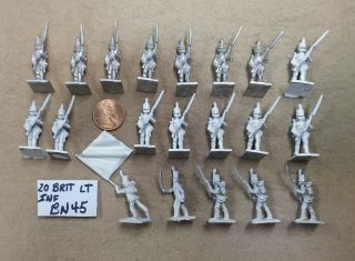 Minifig 25mm Napoleonic British Light Infantry (20) Advancing,  With Command Bn45
